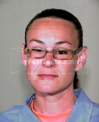 Amy L Sanders