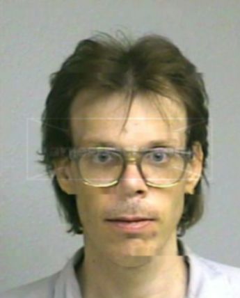 Robert L Weatherly