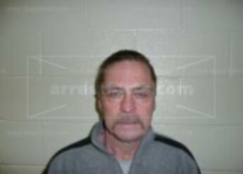 Timothy W Daggett