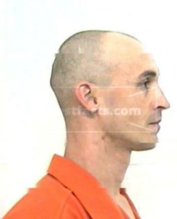 Darrell L Millus