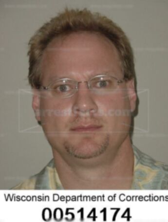 Lonnie J Bonlender
