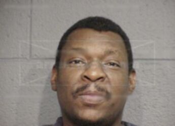 Robert Junior Williams Jr