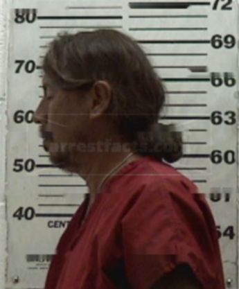 Robert L Cruz