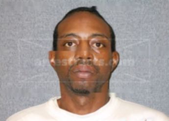 Tyrone L Simelton