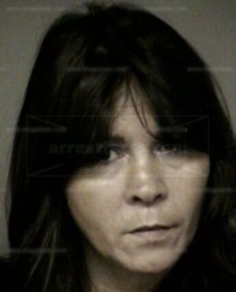 Lisa R Hilker