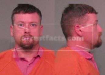 Travis Lee Hull