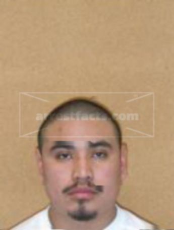 Mario R Hernandez