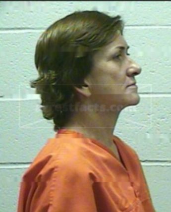 Linda D Pethel
