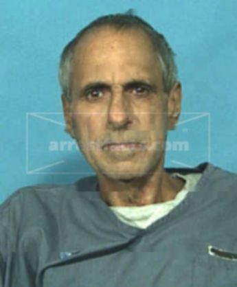 Robert J Venuto