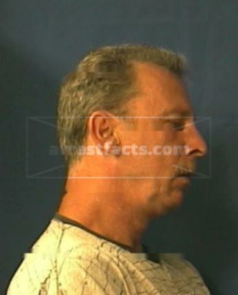 Alan R Lewallen