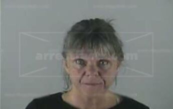 Linda Jo Carew