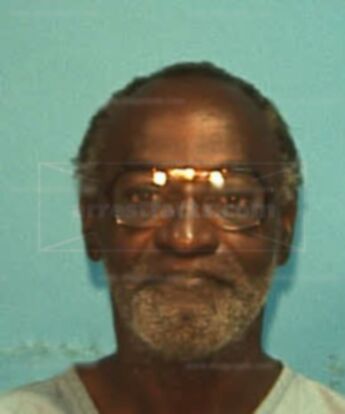 Kenneth R Squire