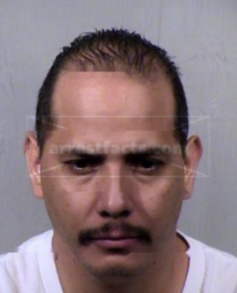 Hector H Olmos