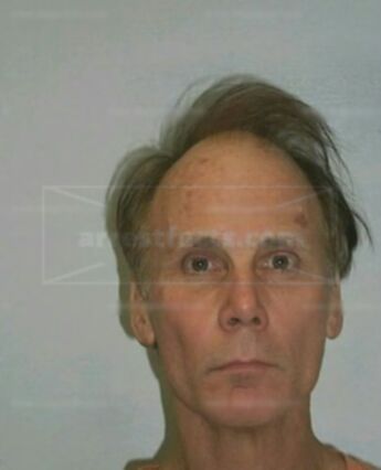 Gary L Lucas