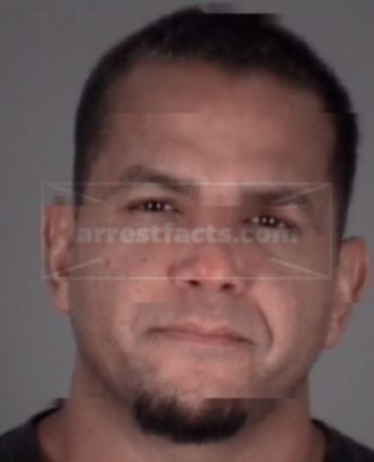 Luis Alberto Flores J