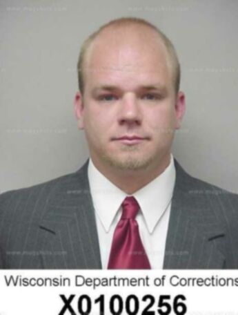 Sean D Locke