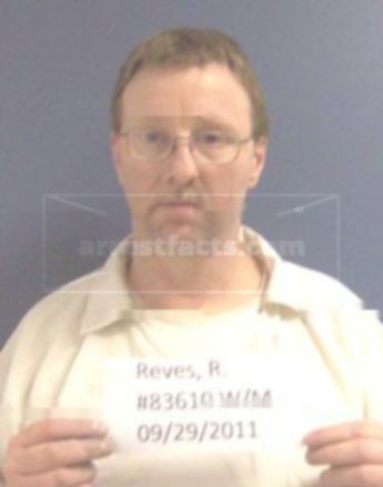 Travis Randall Reves