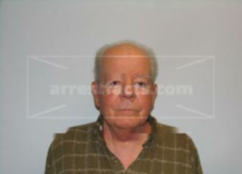 Robert G Habalou