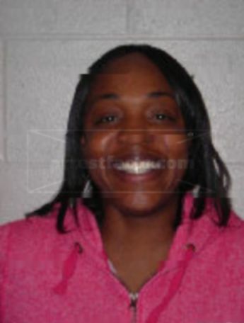 Lonnette M Carr