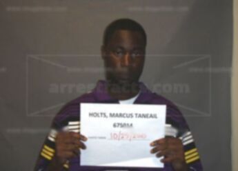 Marcus Taneail Holts