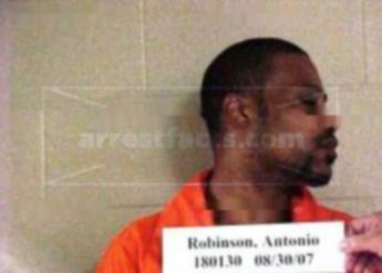 Antonio Robinson