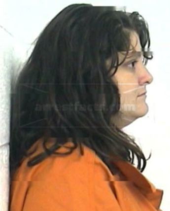 Lisa M Taylor