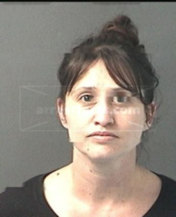 Annie Nicoletta Richards