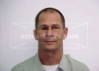 Michael J Loyd