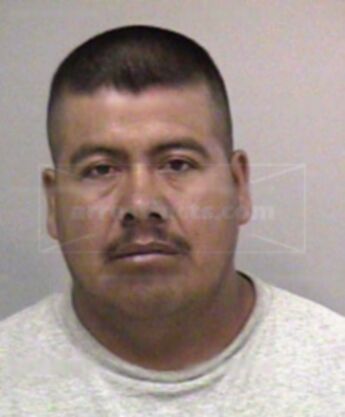 Julio R Hernandez