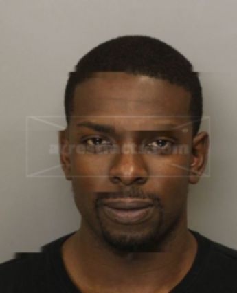 Massay Lennox Travis