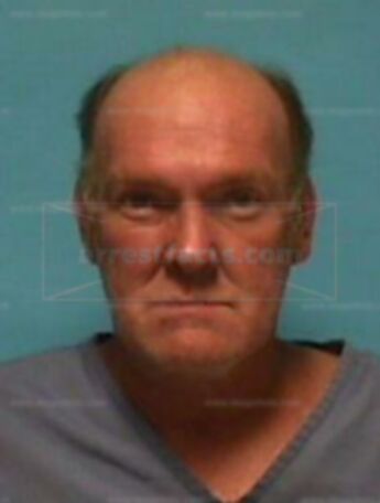 Dennis L Robey