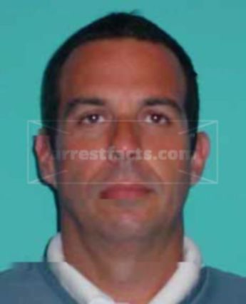 Juan C Lopez