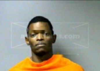 Tavares Howard