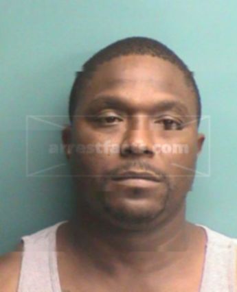 Michael Taundre Davis