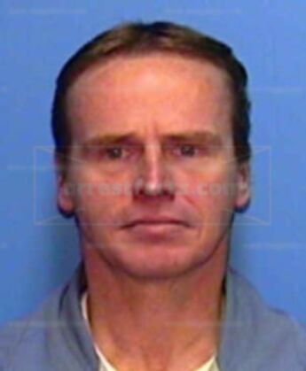 Lonnie D Murphy
