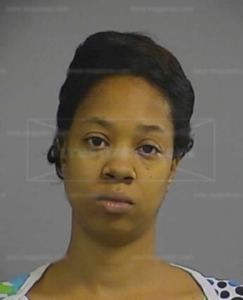 Iesha M Leonard