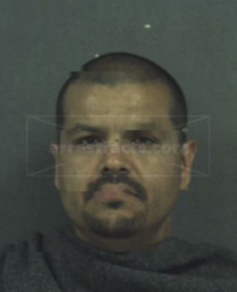 Luis H Castro