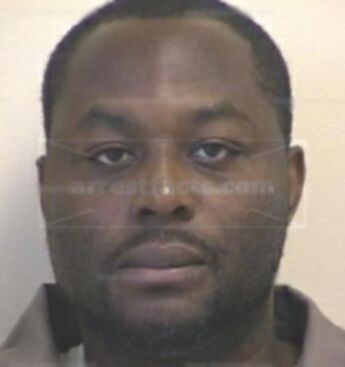Travis L Fulton