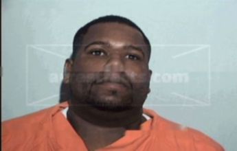 Kenneth E Briggs