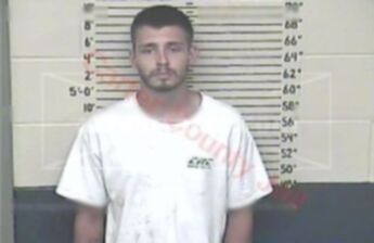 Zachary L Kinder