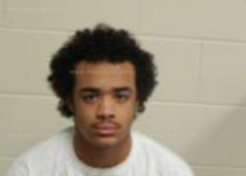 Dontevian L Bradley