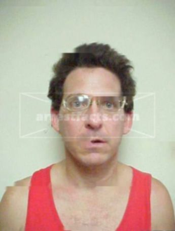 Ralph E Gavitt