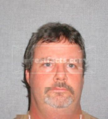 Scott E Schutts