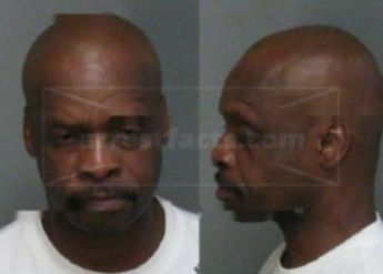 Louis Echols