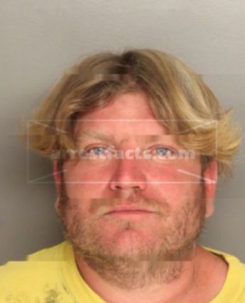 Justin Edward Lee