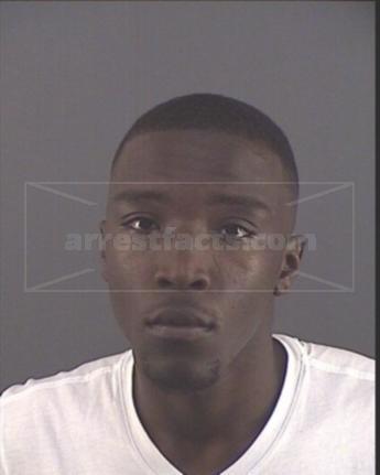 Deyvon M King