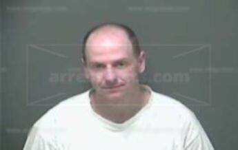 Terence Bendict Mcqueary