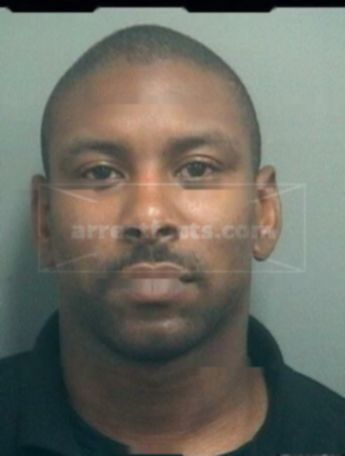 Zachary Leon Thomas