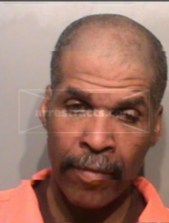 Narben Douglas Logan