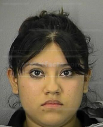 Gladys Sandi Mota
